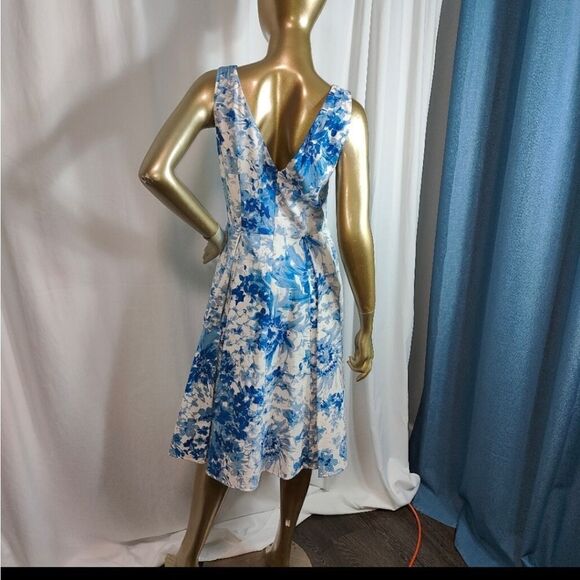 Adrianna Pappell Dress - Picture 13 of 13